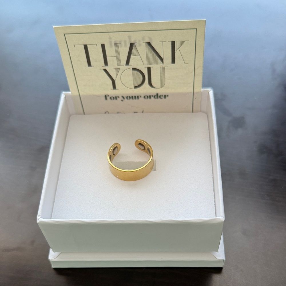 Calmi Gold Statement Ring Women's Adjustable - Picture 4 of 4